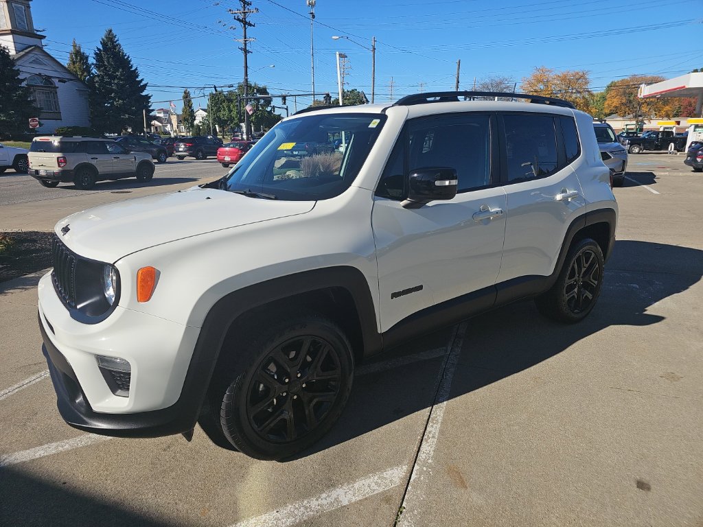 Certified 2023 Jeep Renegade Altitude w/ Convenience Group I AWD/4WD image 9