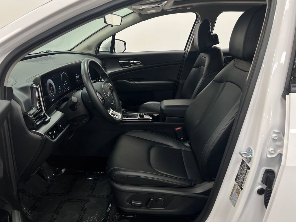 Used 2024 Kia Sportage SX FWD image 11