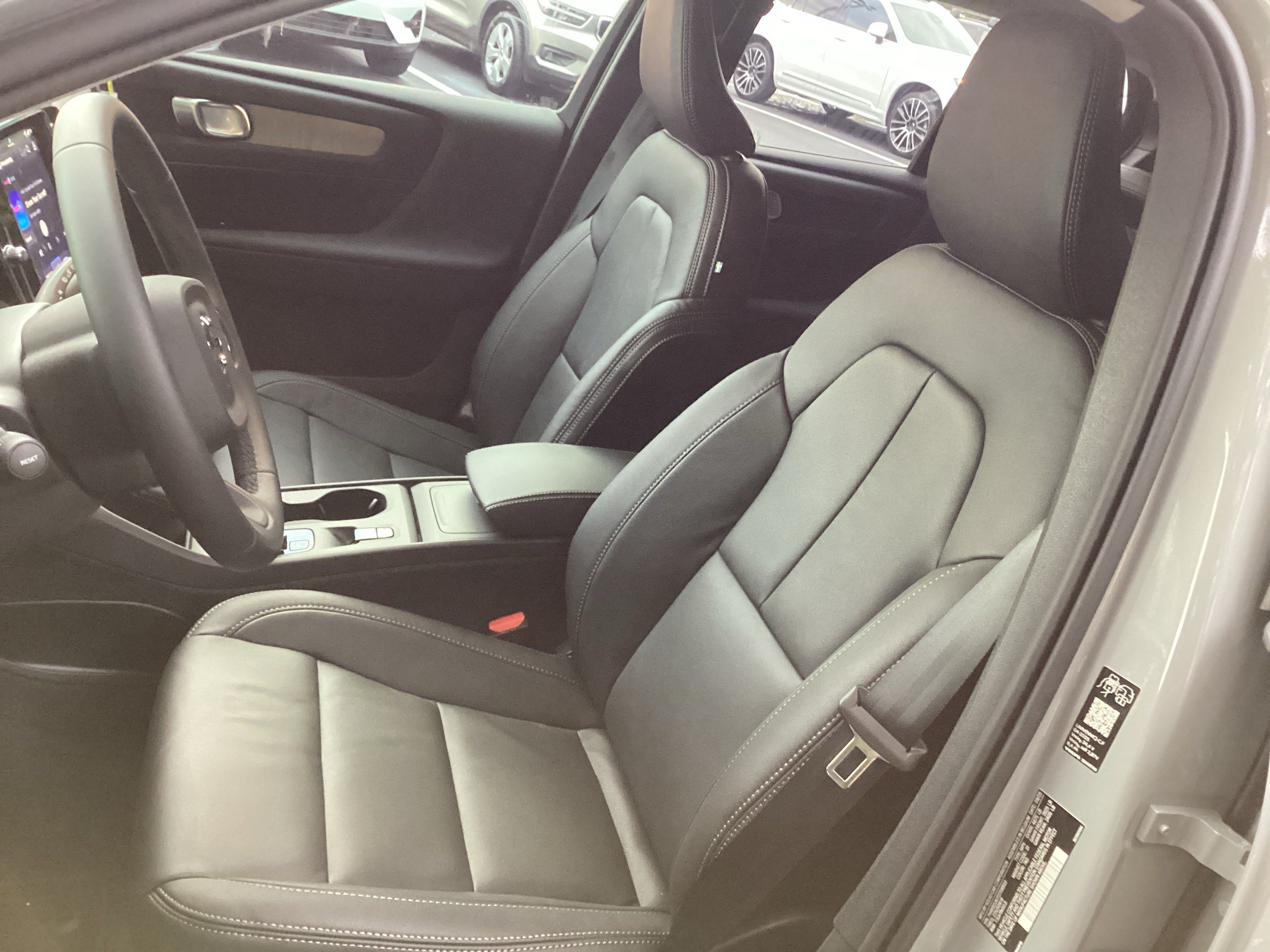 New 2026 Volvo XC40 B4 Core FWD image 15