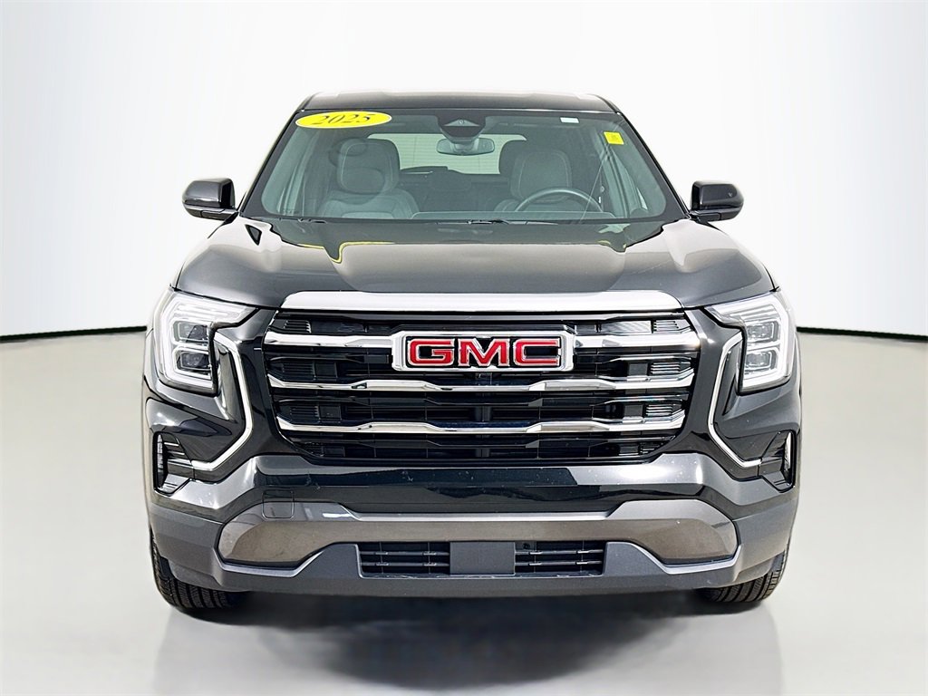 Used 2025 GMC Terrain Elevation image 13