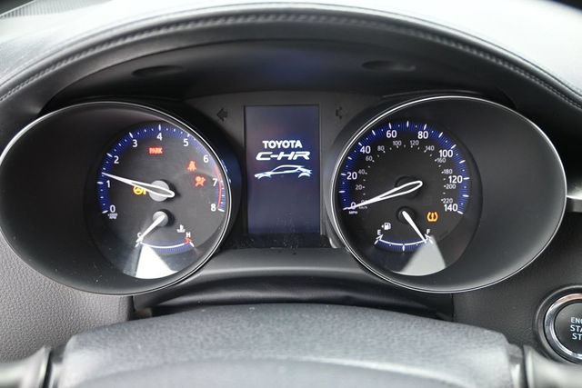 Used 2018 Toyota C-HR XLE FWD image 30