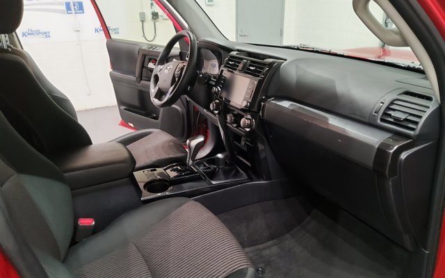 Used 2023 Toyota 4Runner TRD Off-Road image 14