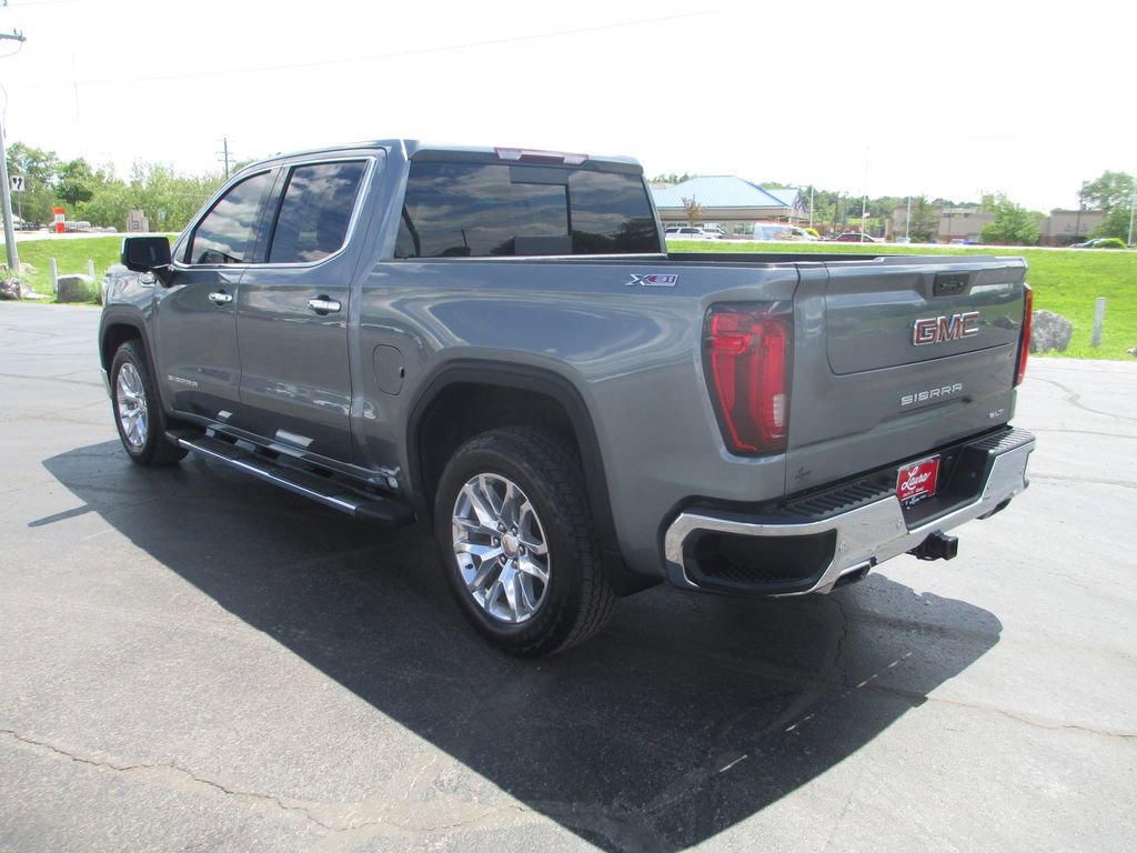 Used 2021 GMC Sierra 1500 SLT w/ SLT Premium Plus Package AWD/4WD image 9