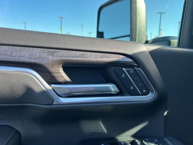 Certified 2025 Chevrolet Silverado 2500 LTZ w/ LTZ Convenience Package image 12