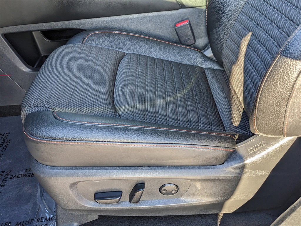 Used 2024 Nissan Pathfinder Rock Creek image 19