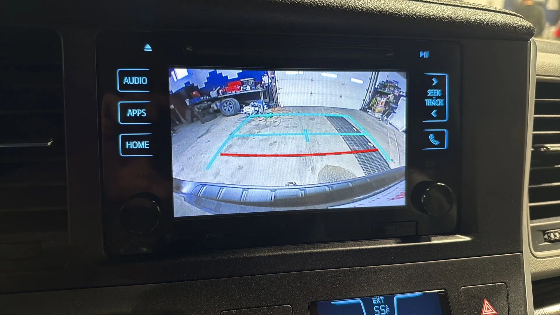 Used 2017 Toyota Sienna XLE w/ XLE Navigation Package FWD image 36