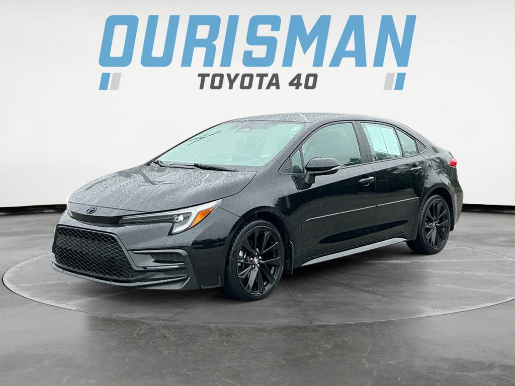 Certified 2023 Toyota Corolla SE w/ Carpet Mat Package (TMS) image 3