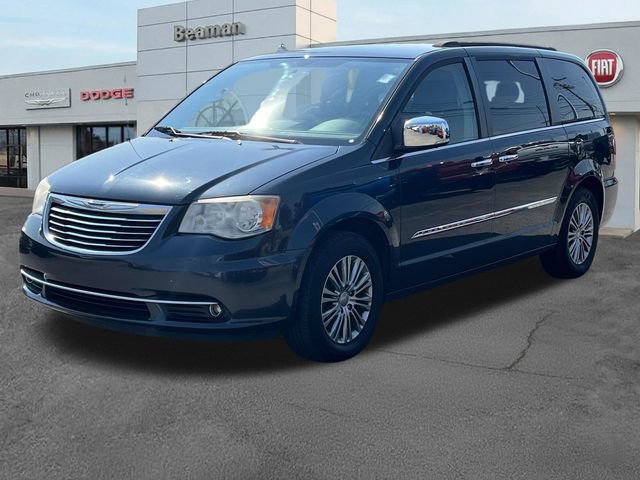 Used 2014 Chrysler Town & Country Touring-L w/ Driver Convenience Group FWD image 3