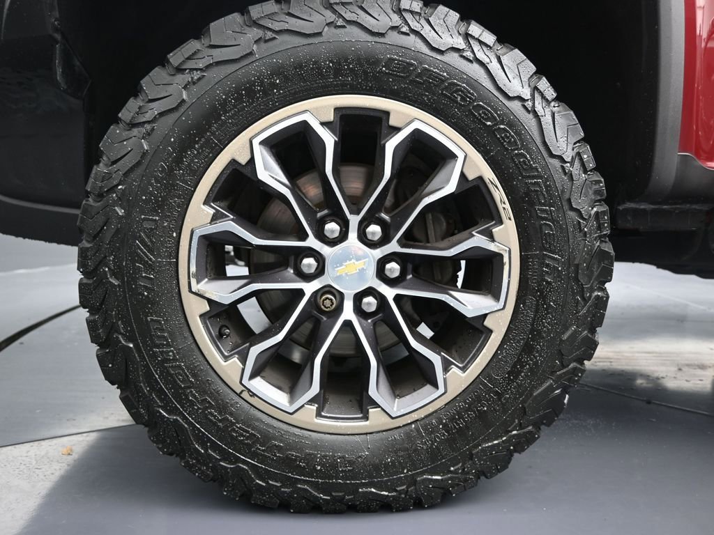 Used 2017 Chevrolet Colorado ZR2 image 10