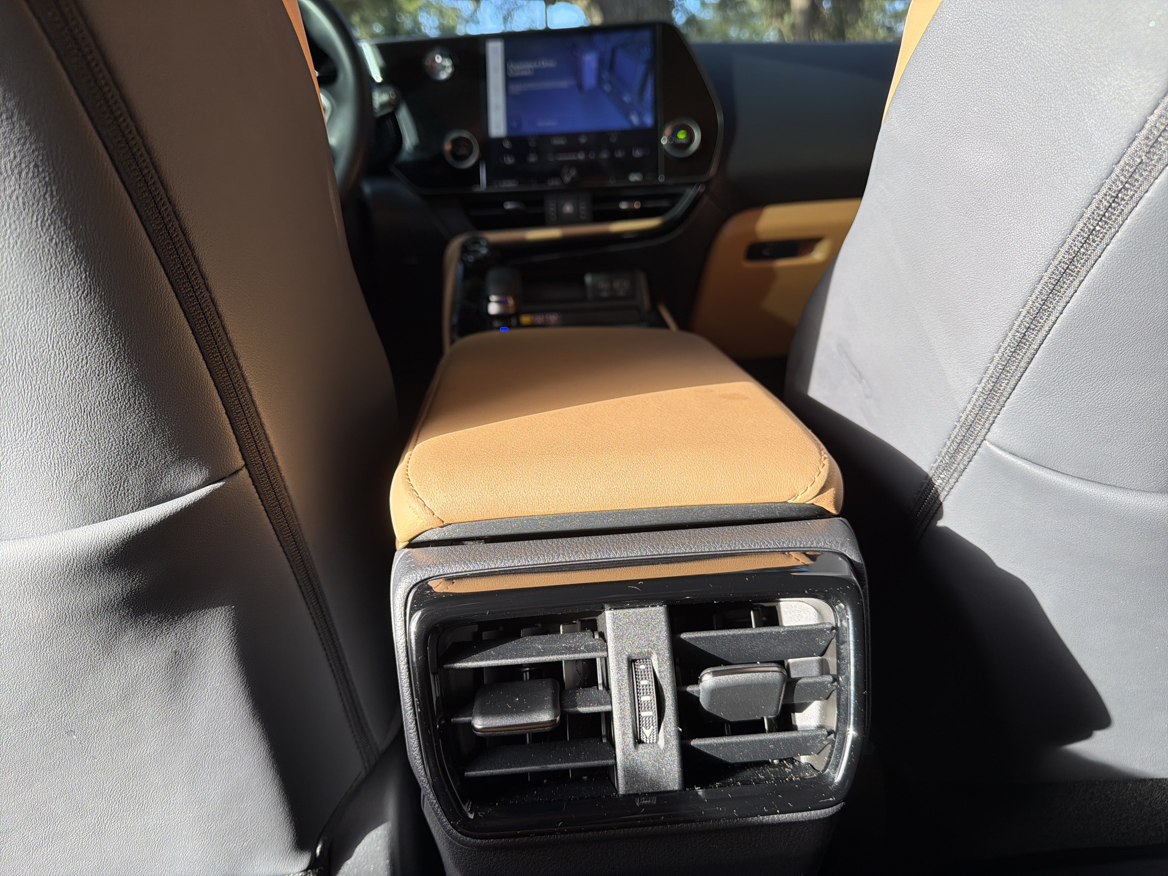 Certified 2025 Lexus NX 250 FWD w/ Accessory Package (2T) image 33