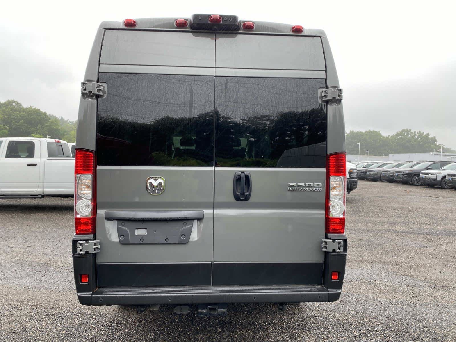 Used 2025 RAM ProMaster 3500 w/ Quick Order Package 22H SLT+ FWD image 4