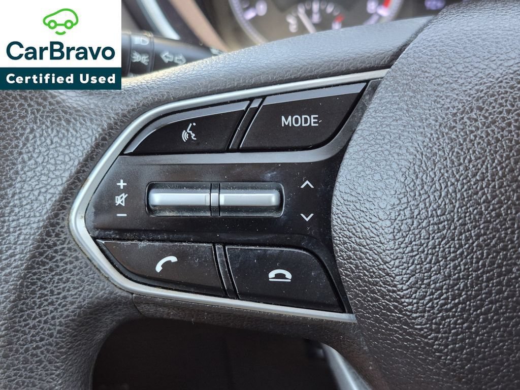Used 2019 Hyundai Santa Fe SE FWD image 12
