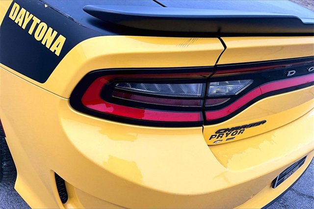 Used 2017 Dodge Charger R/T image 23