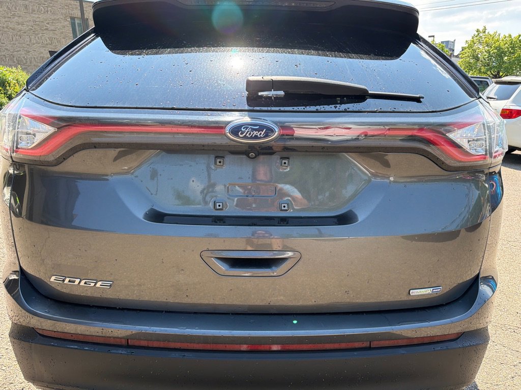 Used 2017 Ford Edge SE AWD/4WD image 6