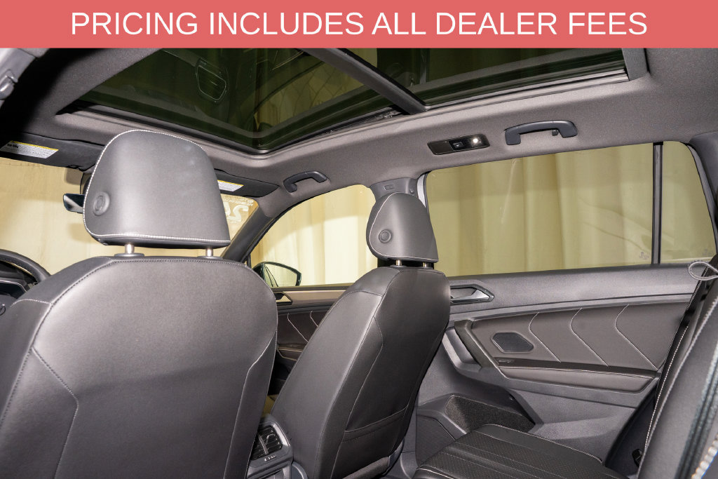 Used 2024 Volkswagen Tiguan SE R-Line AWD/4WD image 10