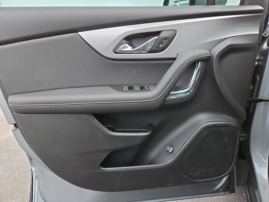 New 2026 Chevrolet Blazer LT w/ Convenience Package FWD image 14