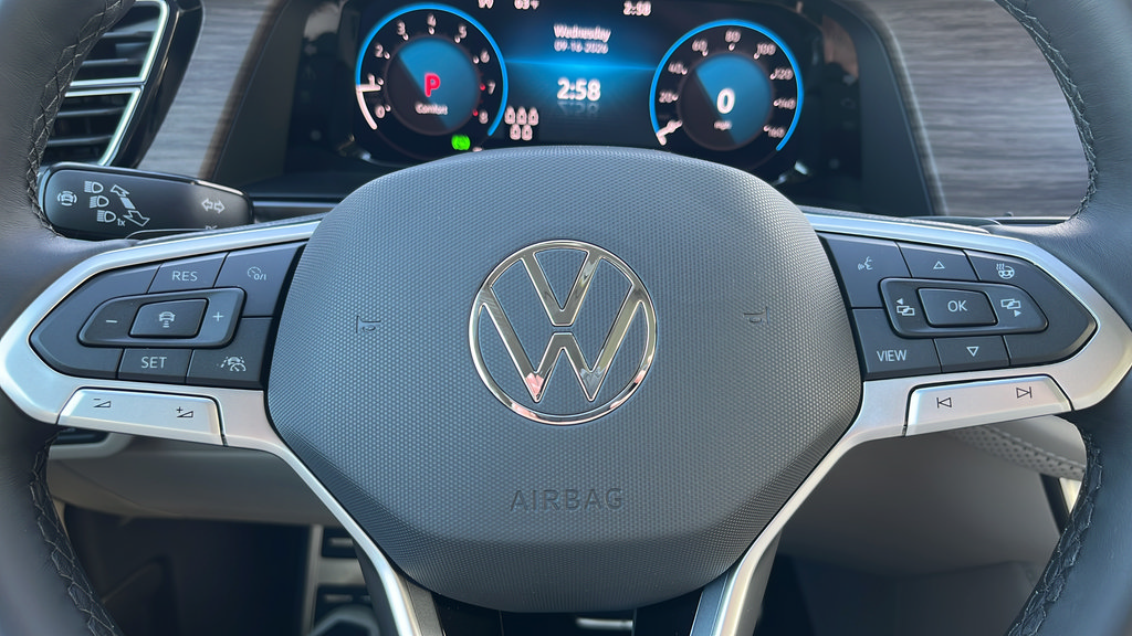 New 2026 Volkswagen Atlas SEL Premium R-Line AWD/4WD image 16