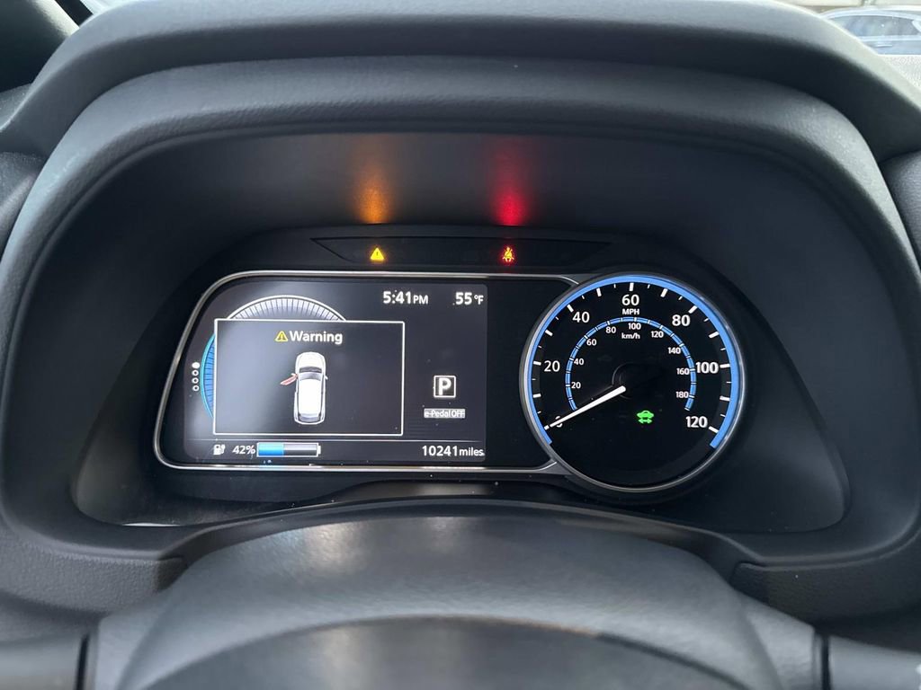 Used 2025 Nissan Leaf SV Plus image 17