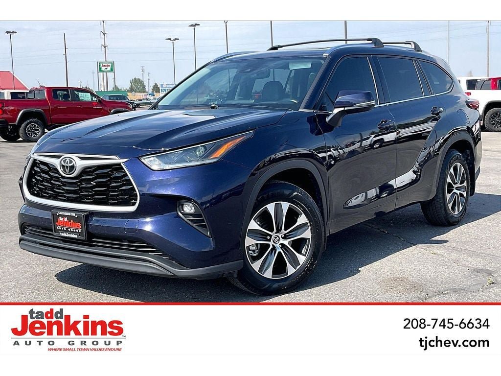 Used 2021 Toyota Highlander XLE