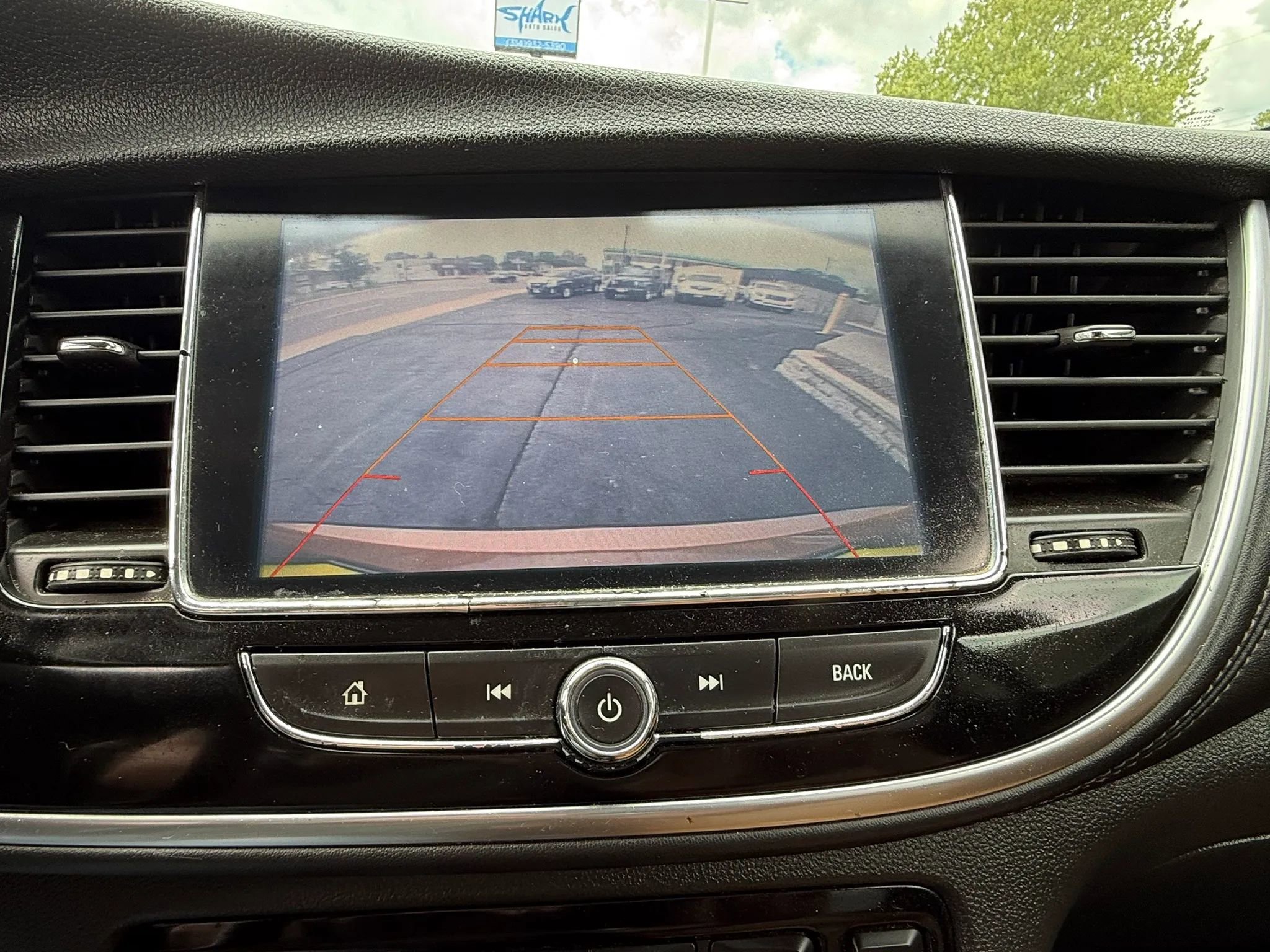 Used 2017 Buick Encore Essence FWD image 23