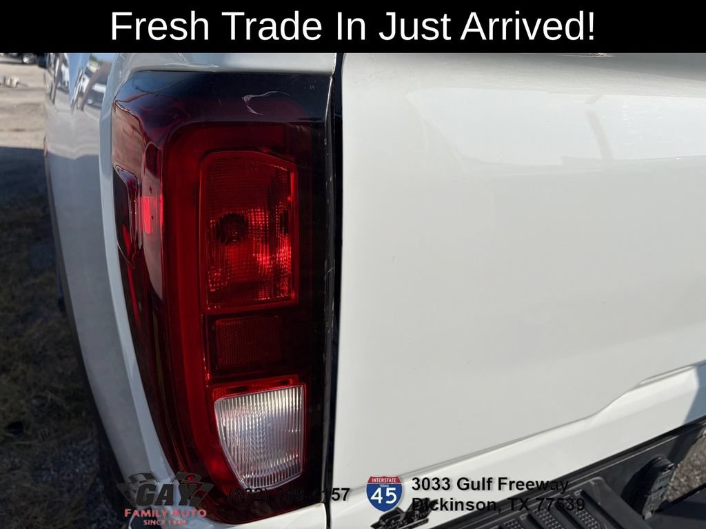 Used 2022 GMC Sierra 2500 Pro w/ Gooseneck/5TH Wheel Package AWD/4WD image 10