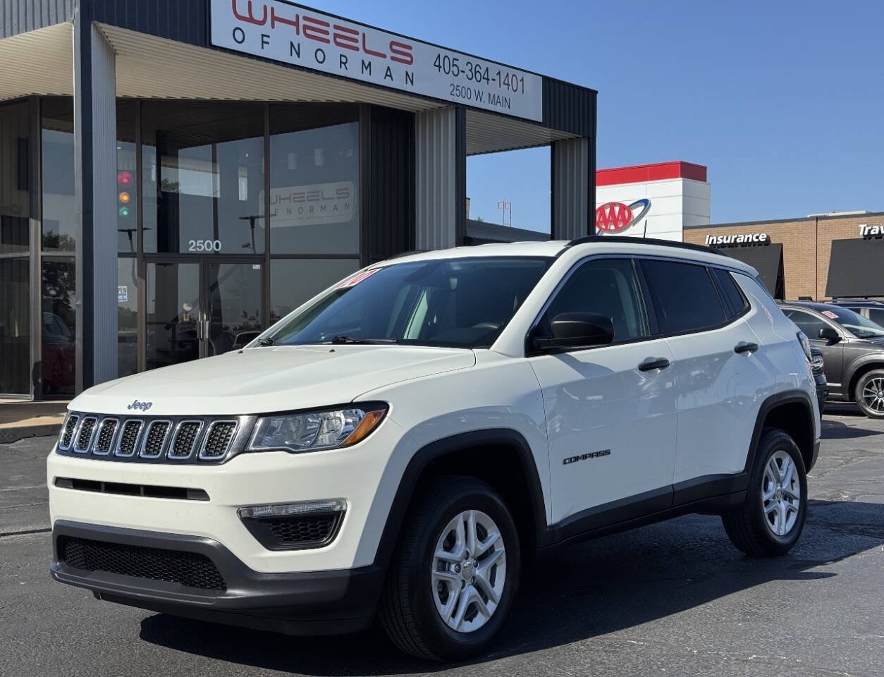 Used 2020 Jeep Compass Sport AWD/4WD image 1