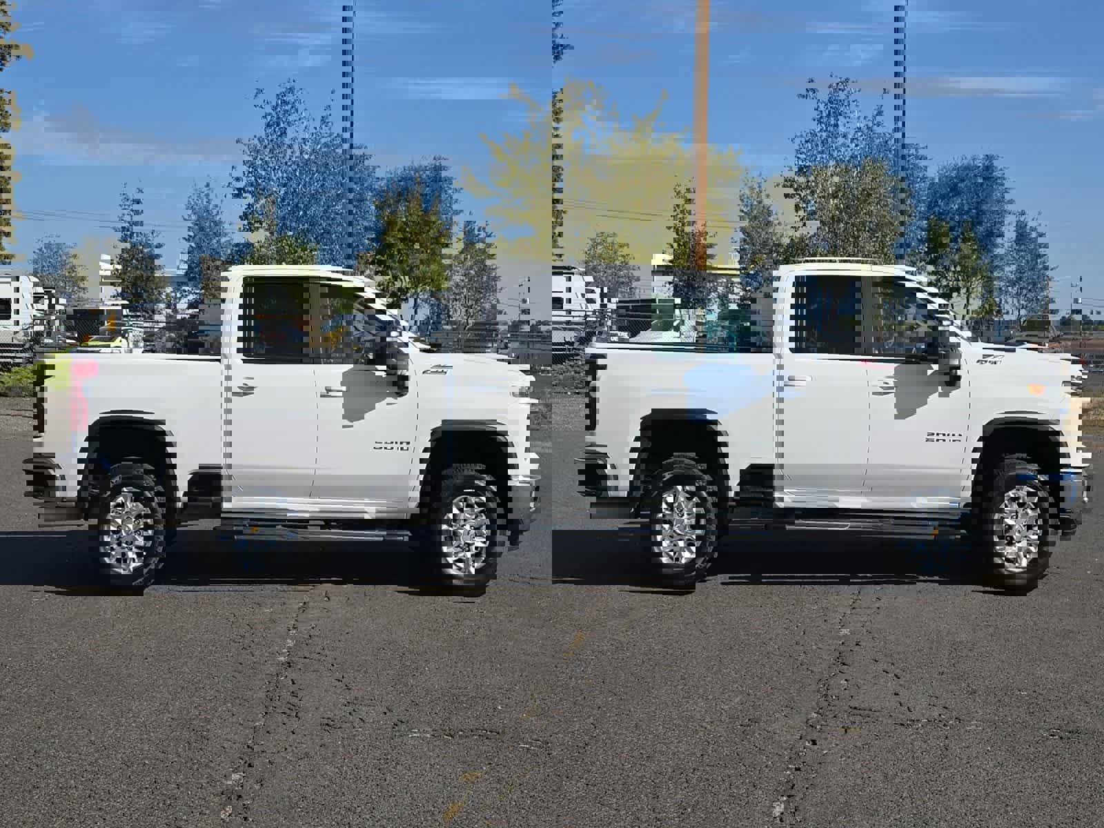 Used 2024 Chevrolet Silverado 2500 LT image 8