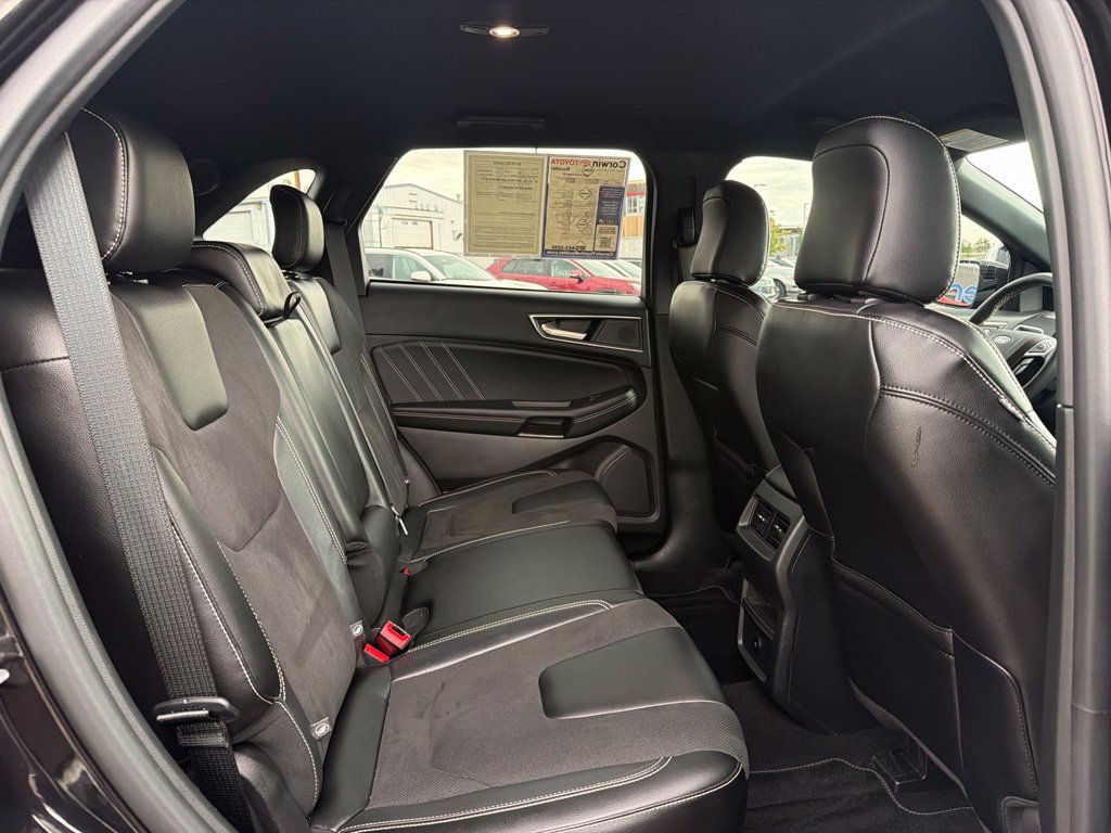 Used 2023 Ford Edge ST AWD/4WD image 15