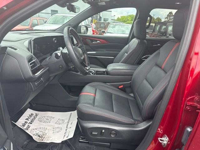 Used 2024 Chevrolet Traverse RS w/ LPO, Floor Liner Package AWD/4WD image 10