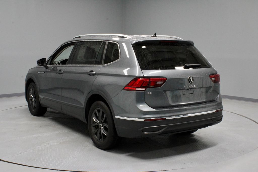 Used 2024 Volkswagen Tiguan SE FWD image 9