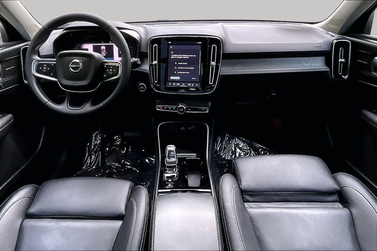Used 2024 Volvo XC40 B5 Ultimate w/ Protection Package Premier AWD/4WD image 15