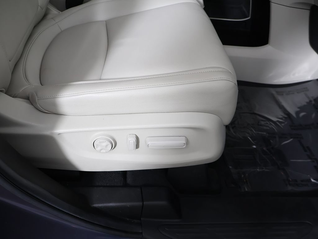 Used 2025 Honda Odyssey EX-L image 29