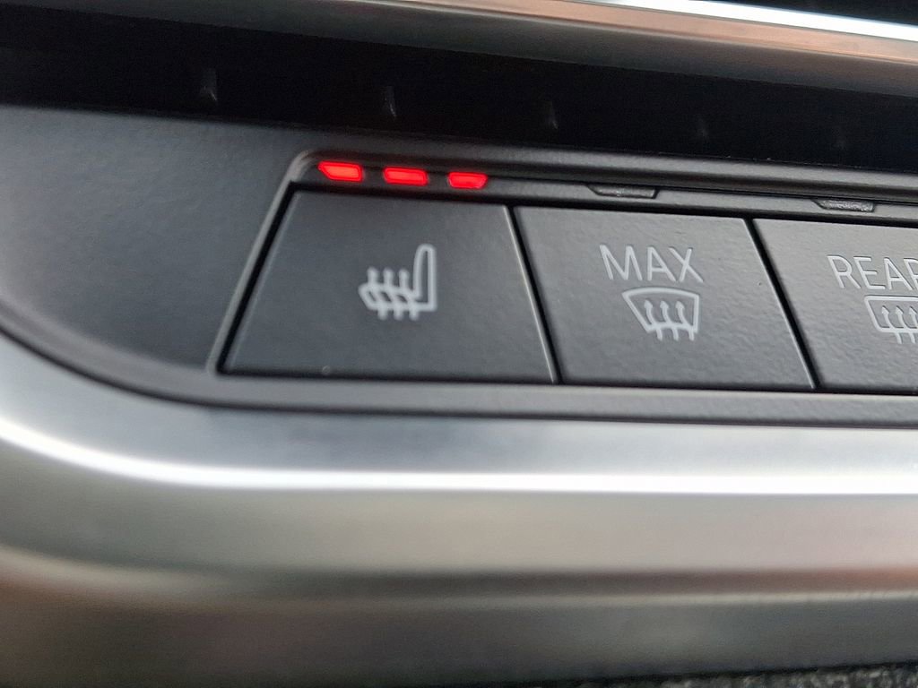 Used 2021 BMW 330i xDrive Sedan w/ Convenience Package image 25