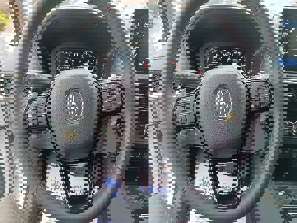 Used 2025 Acura ADX AWD image 11