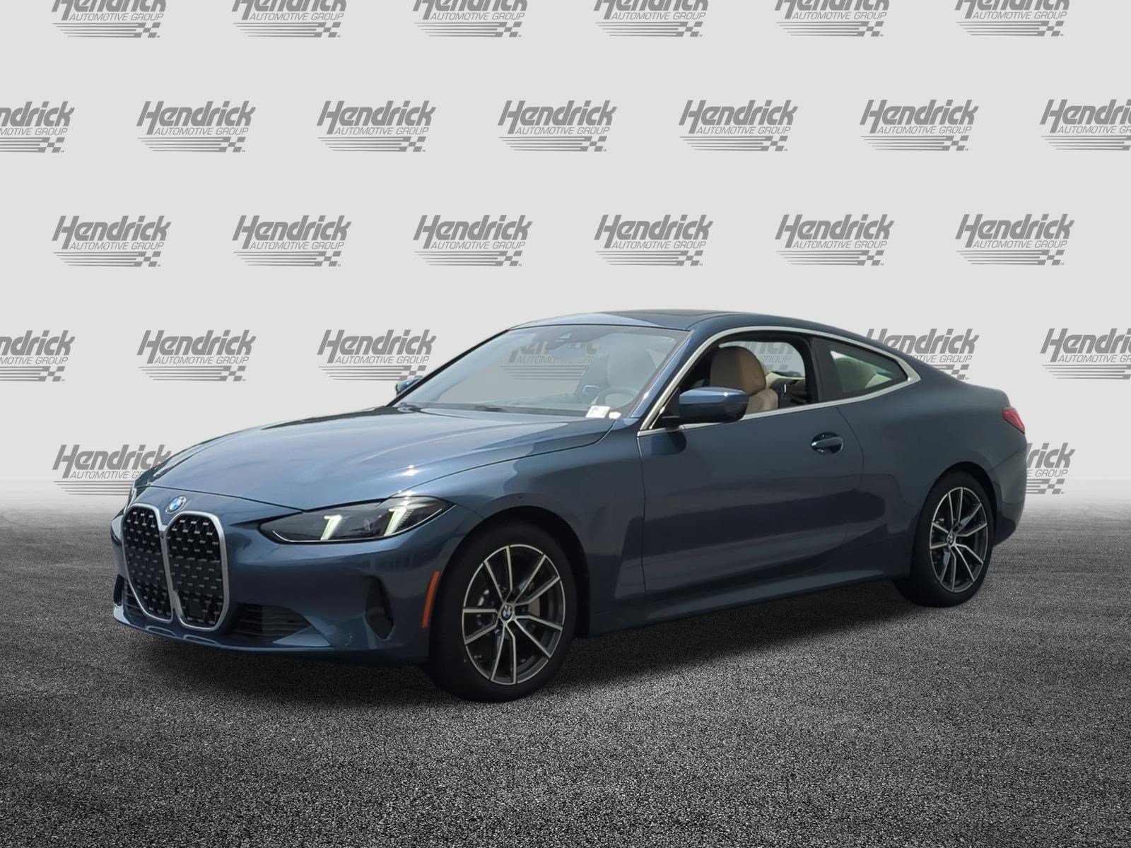 Used 2026 BMW 430i xDrive Coupe w/ Parking Assistance Package AWD/4WD image 5