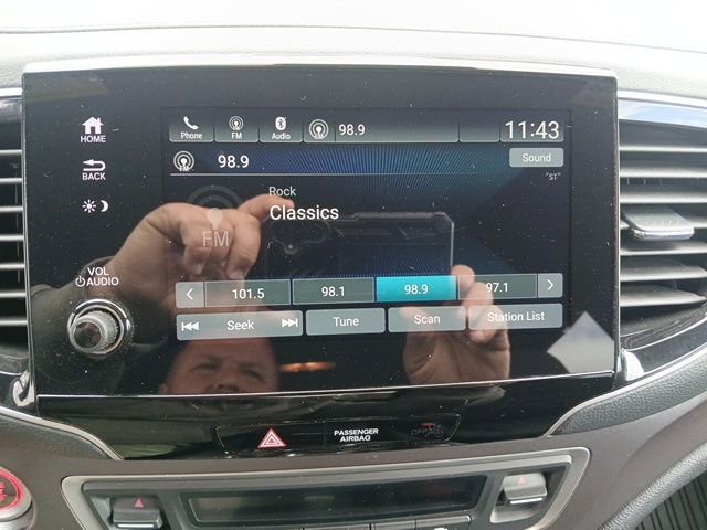 Used 2021 Honda Passport Sport image 34