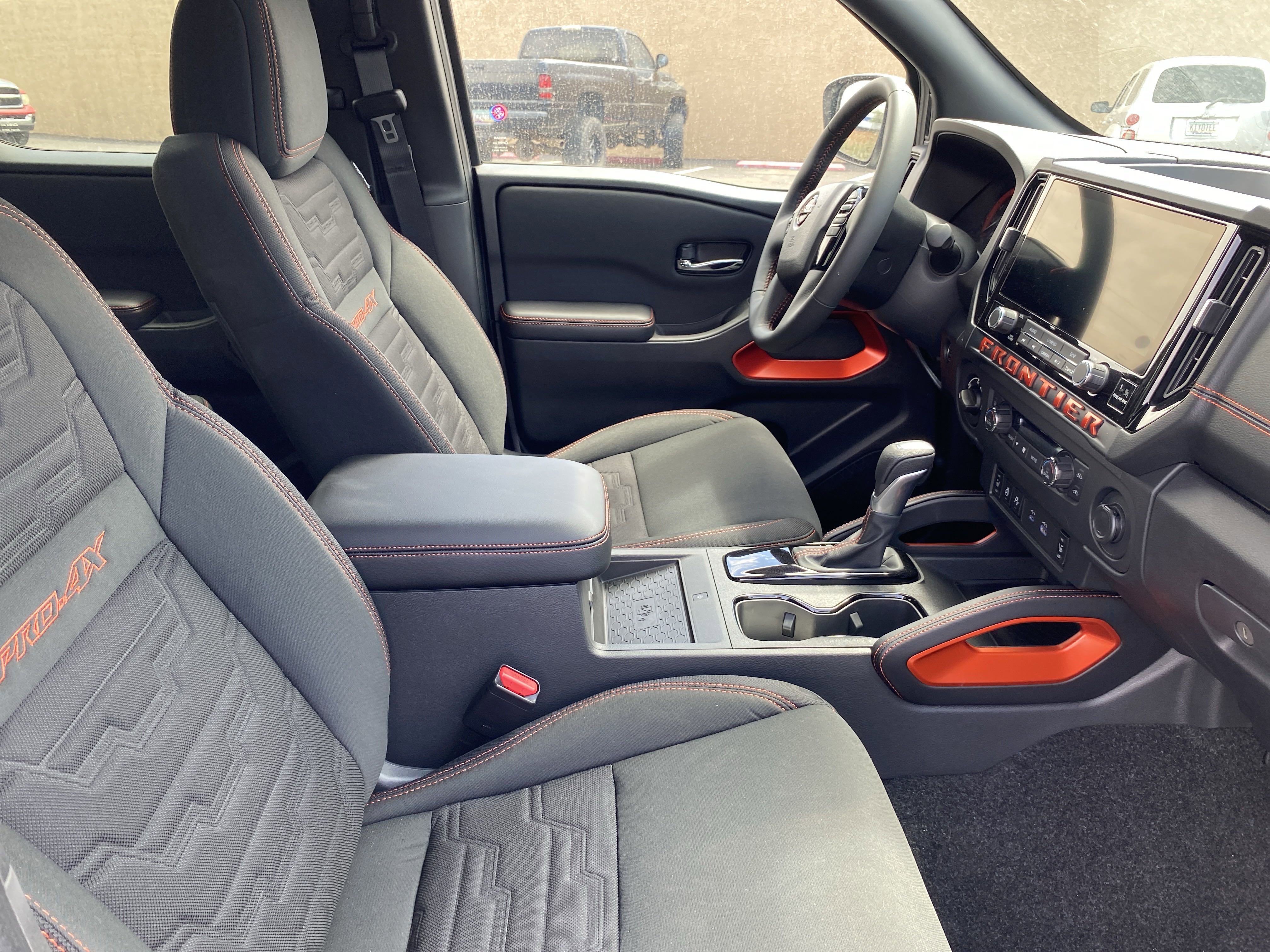 New 2025 Nissan Frontier PRO-4X image 22