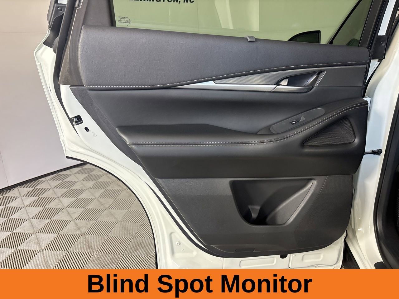 Used 2023 INFINITI QX60 Luxe w/ Cargo Package image 21