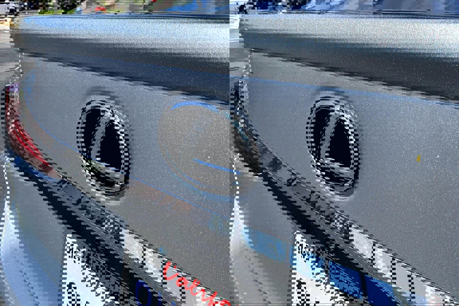 Certified 2025 Lexus ES 300h w/ Premium Package image 29