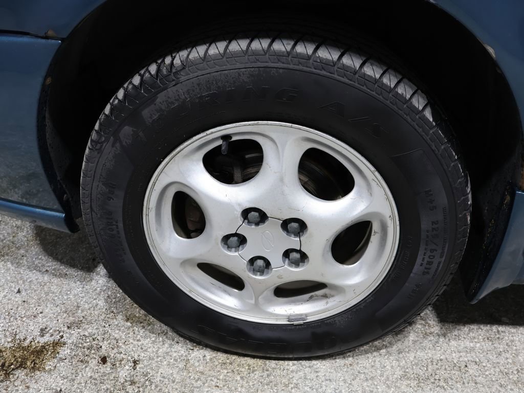 Used 2002 Oldsmobile Silhouette GLS w/ Towing Pkg image 12