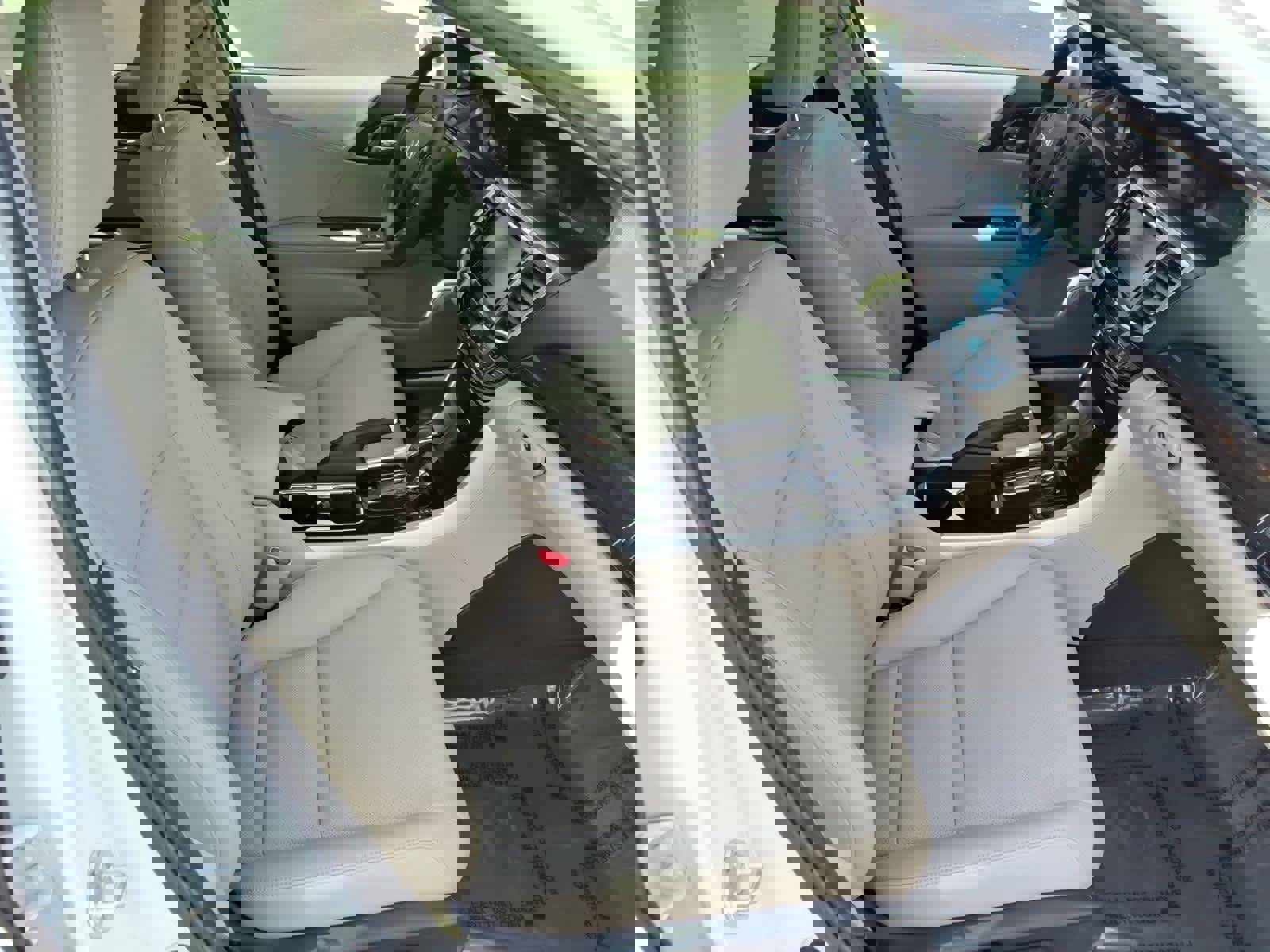 Used 2017 Honda Accord Touring image 19