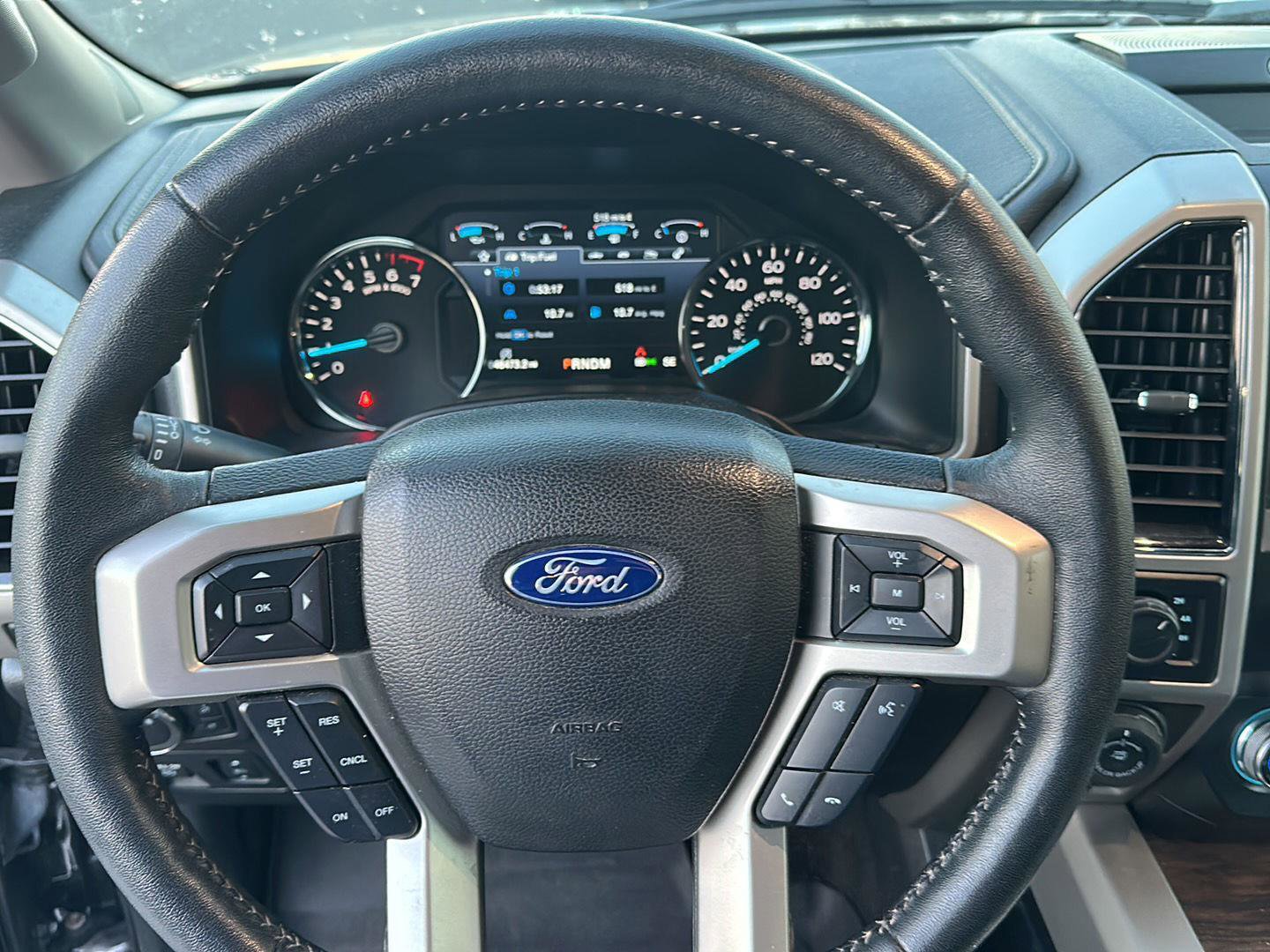 Used 2020 Ford F150 Lariat w/ Equipment Group 502A Luxury image 11