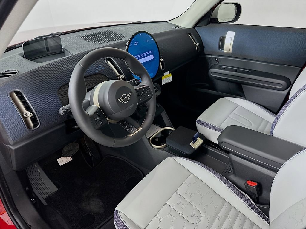 Certified 2025 MINI Cooper Countryman S image 9