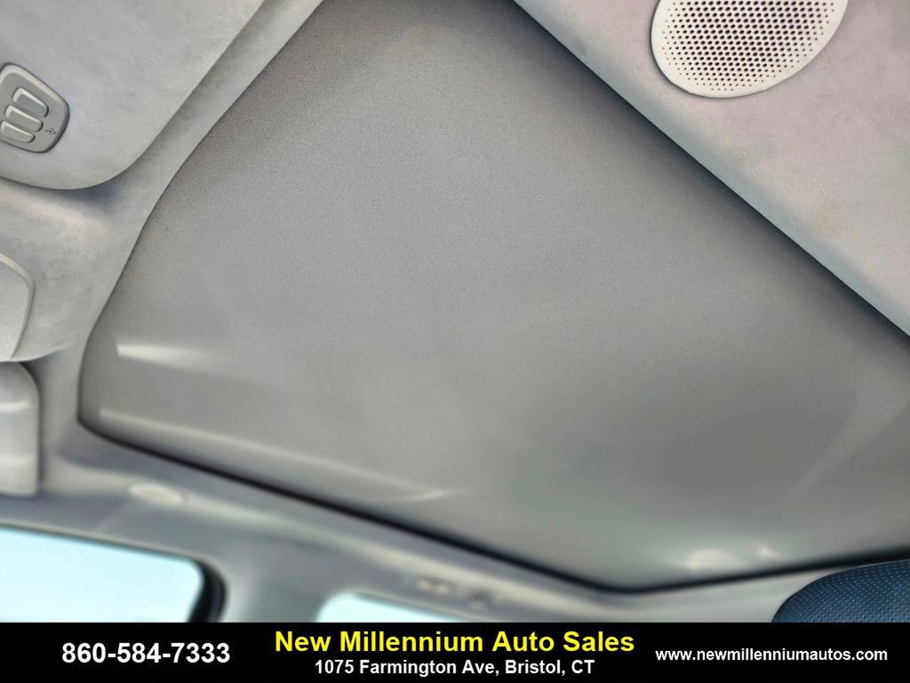Used 2022 Ford F150 Limited image 20