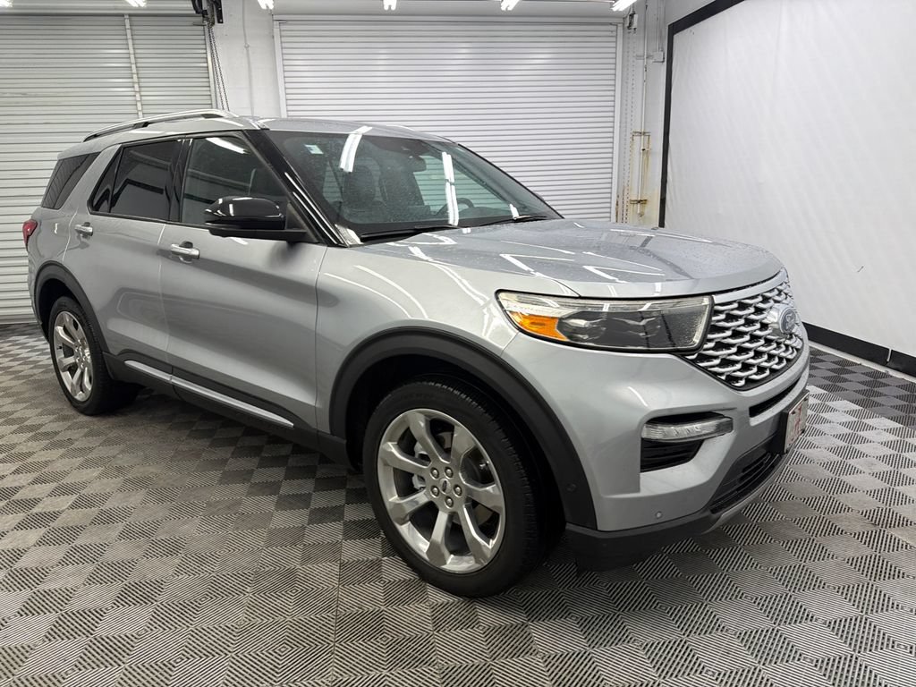 Used 2020 Ford Explorer Platinum w/ Premium Technology Package AWD/4WD image 7