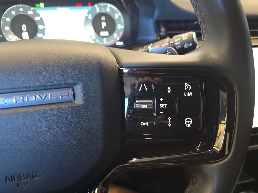 Certified 2024 Land Rover Range Rover Evoque Dynamic SE AWD/4WD image 21