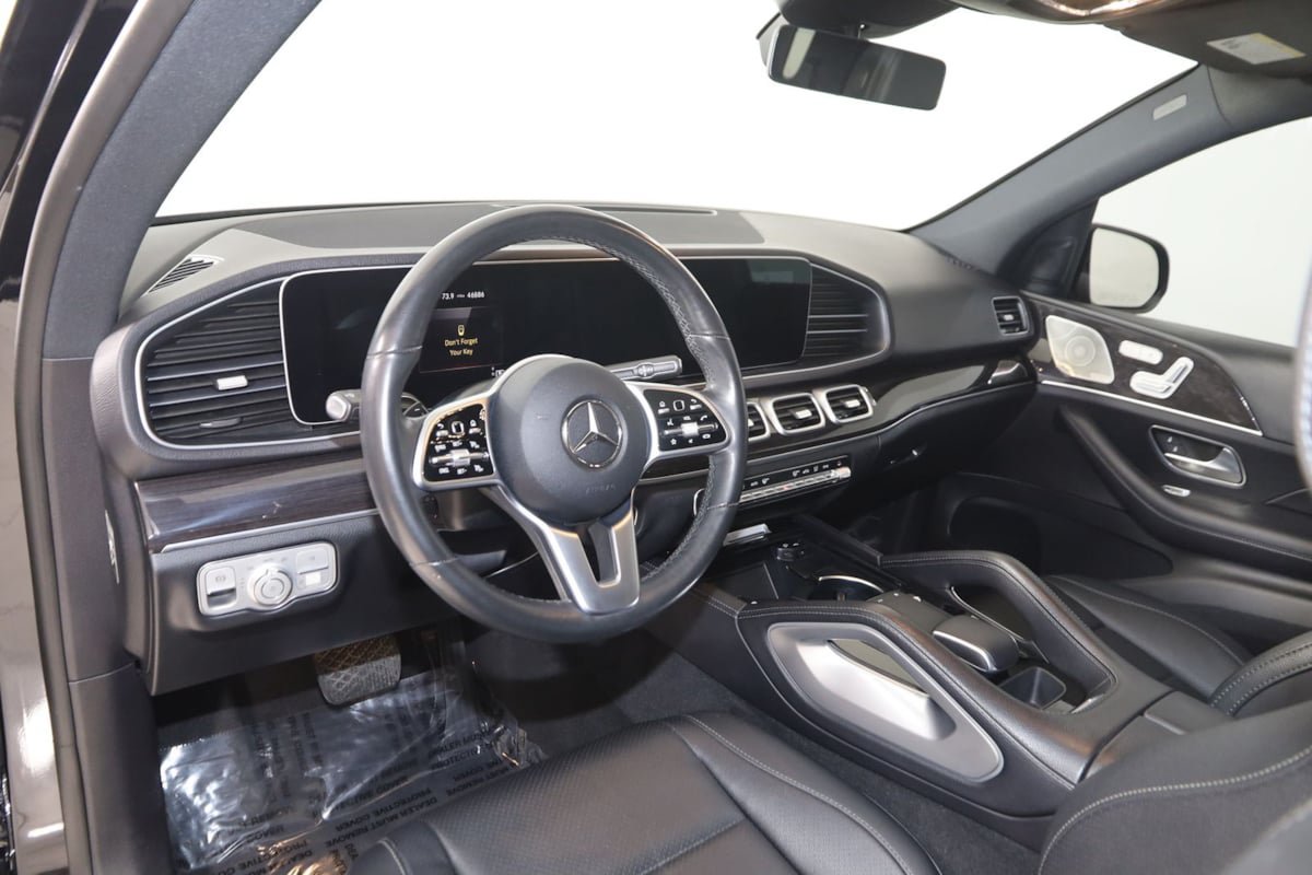 Used 2022 Mercedes-Benz GLE 350 4MATIC w/ Premium Package image 24