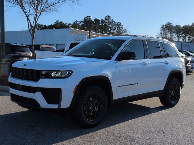 New 2026 Jeep Grand Cherokee Altitude RWD image 7
