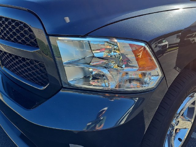 Used 2018 RAM 1500 Express w/ Express Value Package AWD/4WD image 33