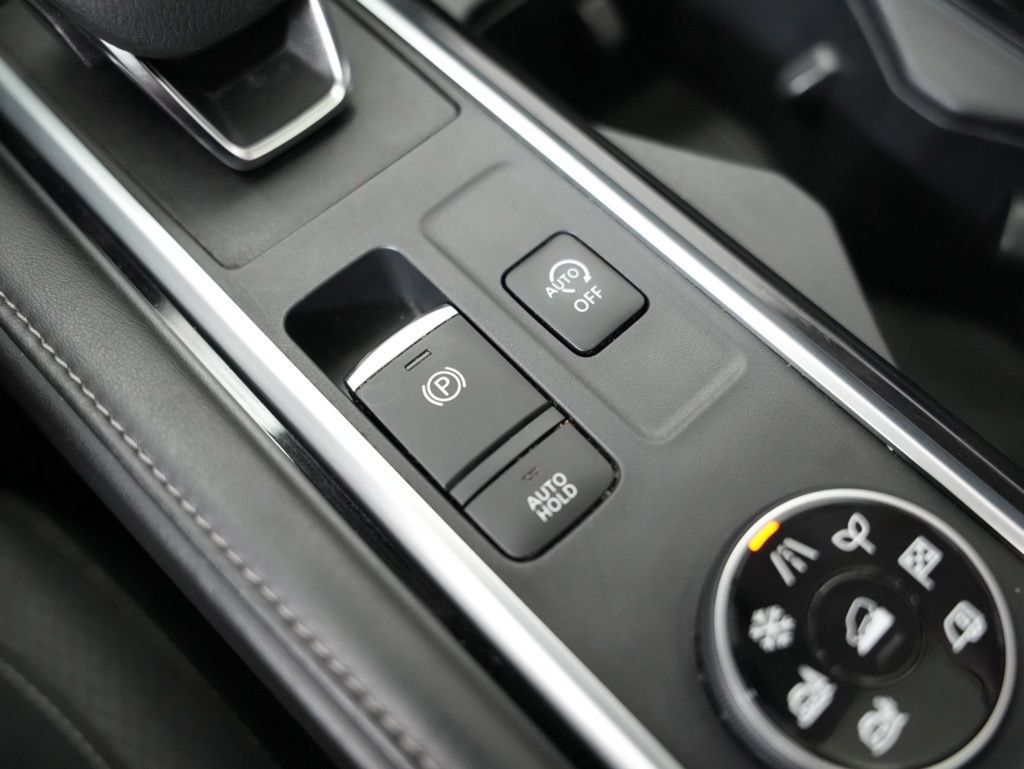 Used 2022 Nissan Pathfinder SV w/ SV Premium Package AWD/4WD image 27